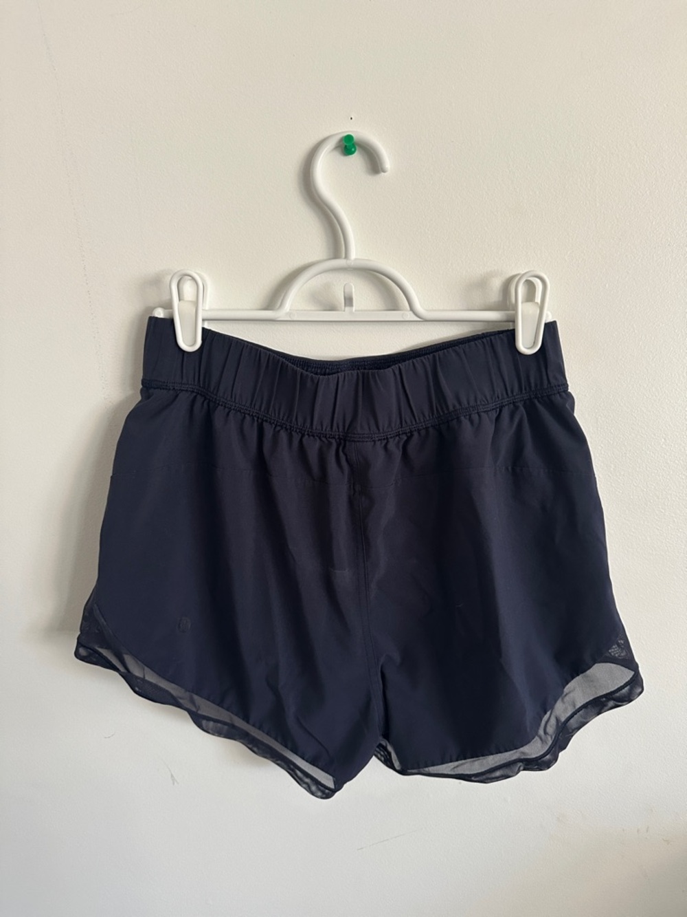 Lulu Lemon Women's Reversible Navy Athletic Shorts - Picture 5 of 9
